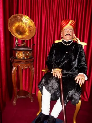 Mysore Maharaja Krishnaraja Wodiyar displayed at Melody World Wax Museum Mysuru